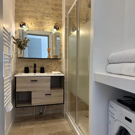 La Cabotte - Confort & Charme Au Centre Historique - Balcon Sur Cour דירה